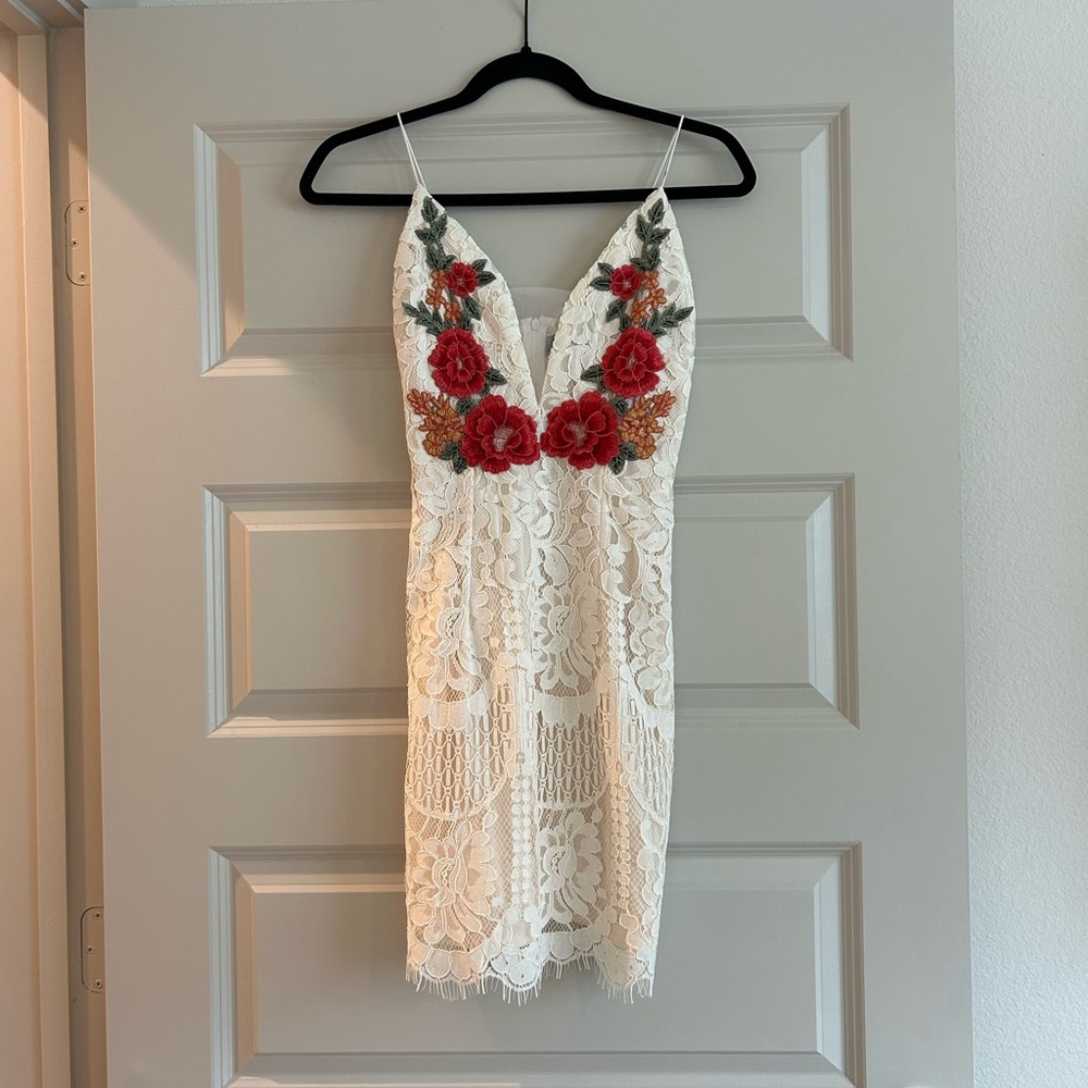 CBR Chic/Boutique/Rose lace mini dress
